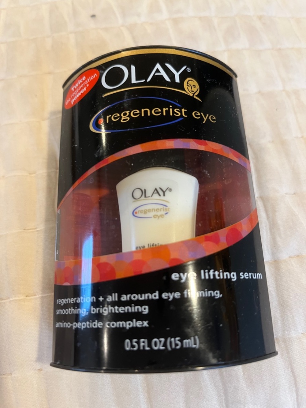 OLAY Regenerist Eye Lifting Serum - Black, White & Gold Accents